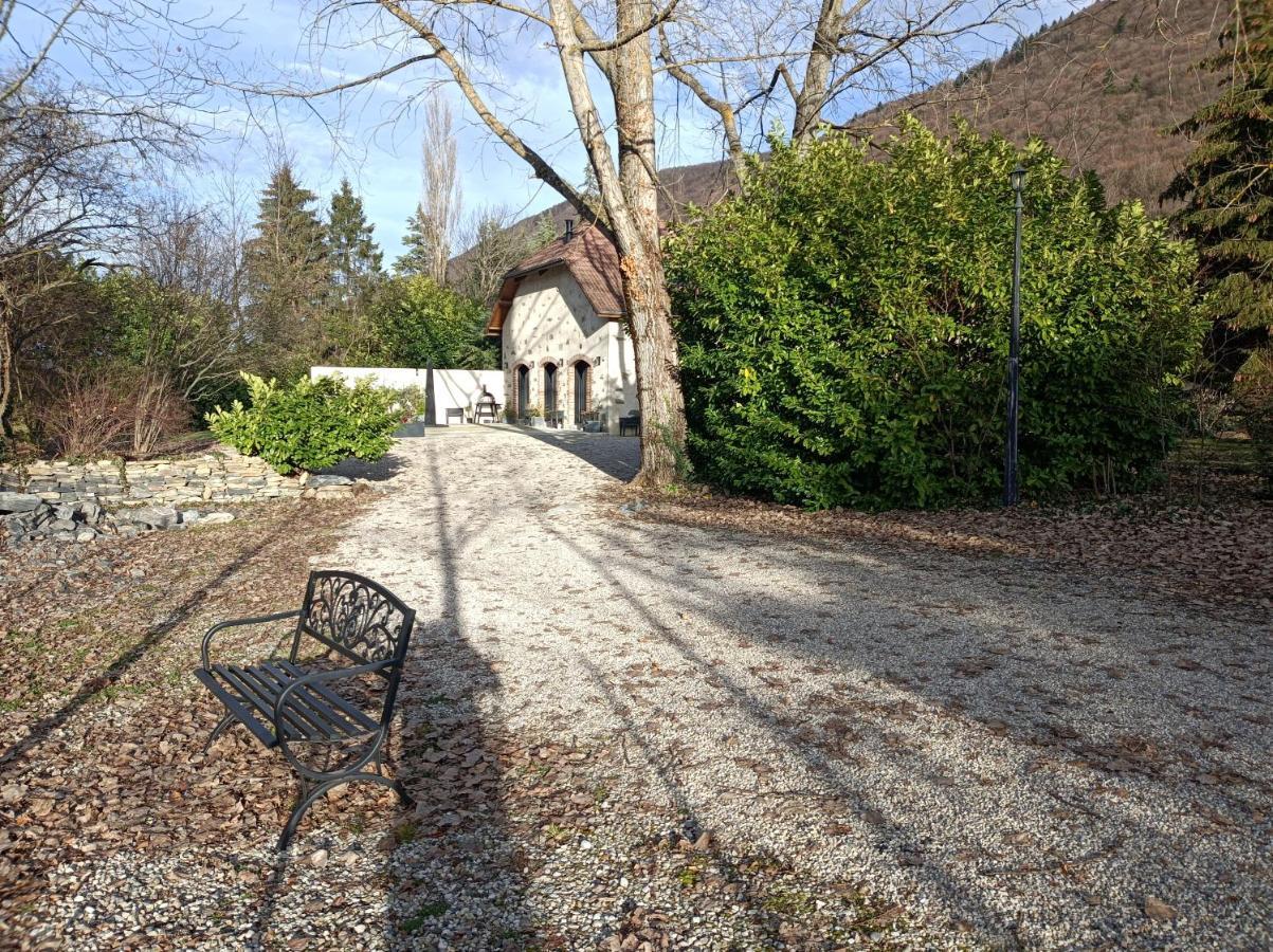 Gite Proche Des Passerelles Et Du Lac De Monteynard Saint-Martin-de-la-Cluze Exterior photo